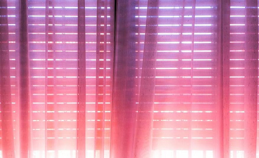 Der bringer energien fra Fire feng shui-elementet (lyserødt)